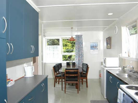 Accommodation Fiordland -The Three Bedroom House At 226A Milford Road Te Anau Exteriör bild