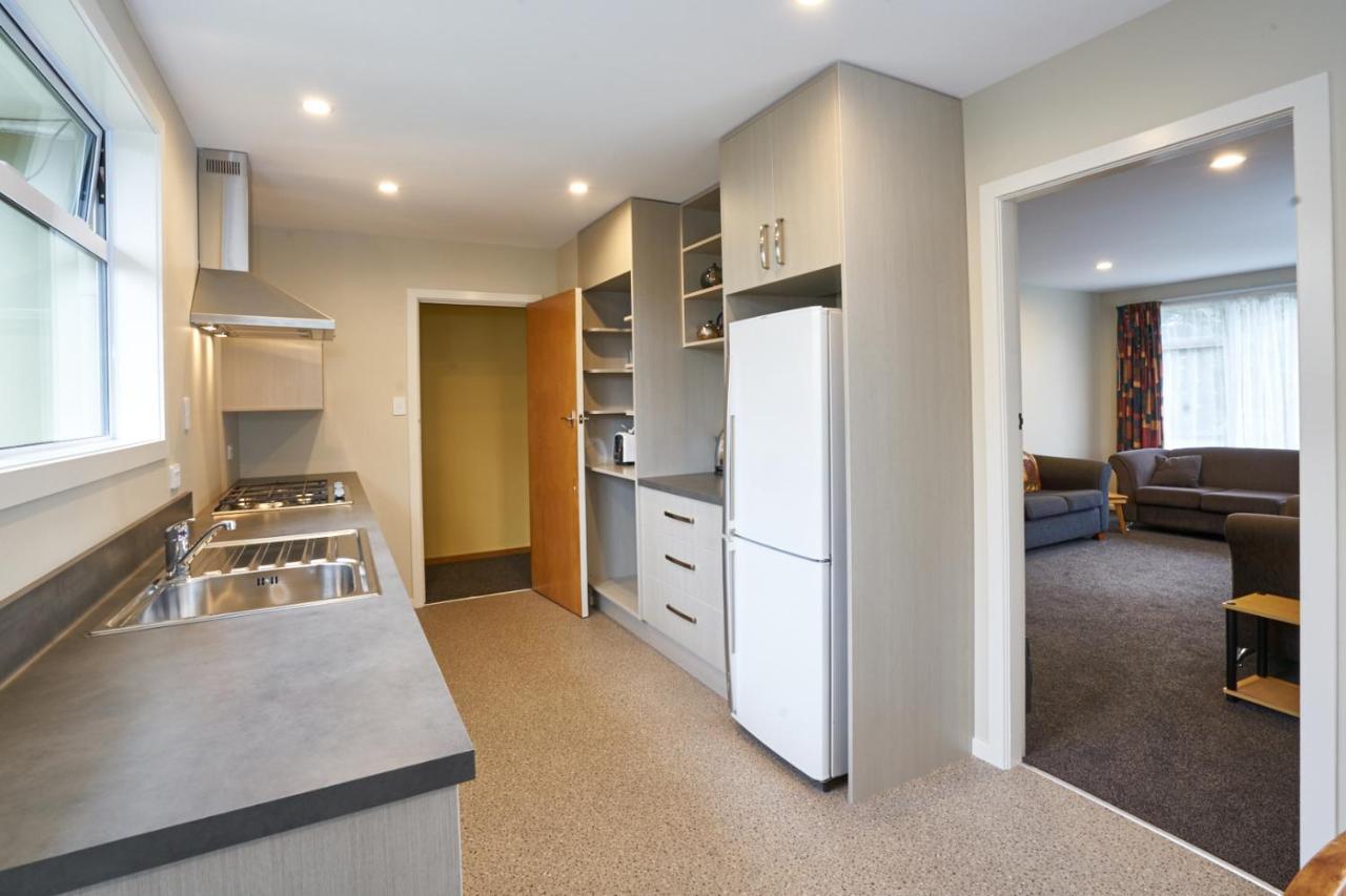 Accommodation Fiordland -The Three Bedroom House At 226A Milford Road Te Anau Exteriör bild