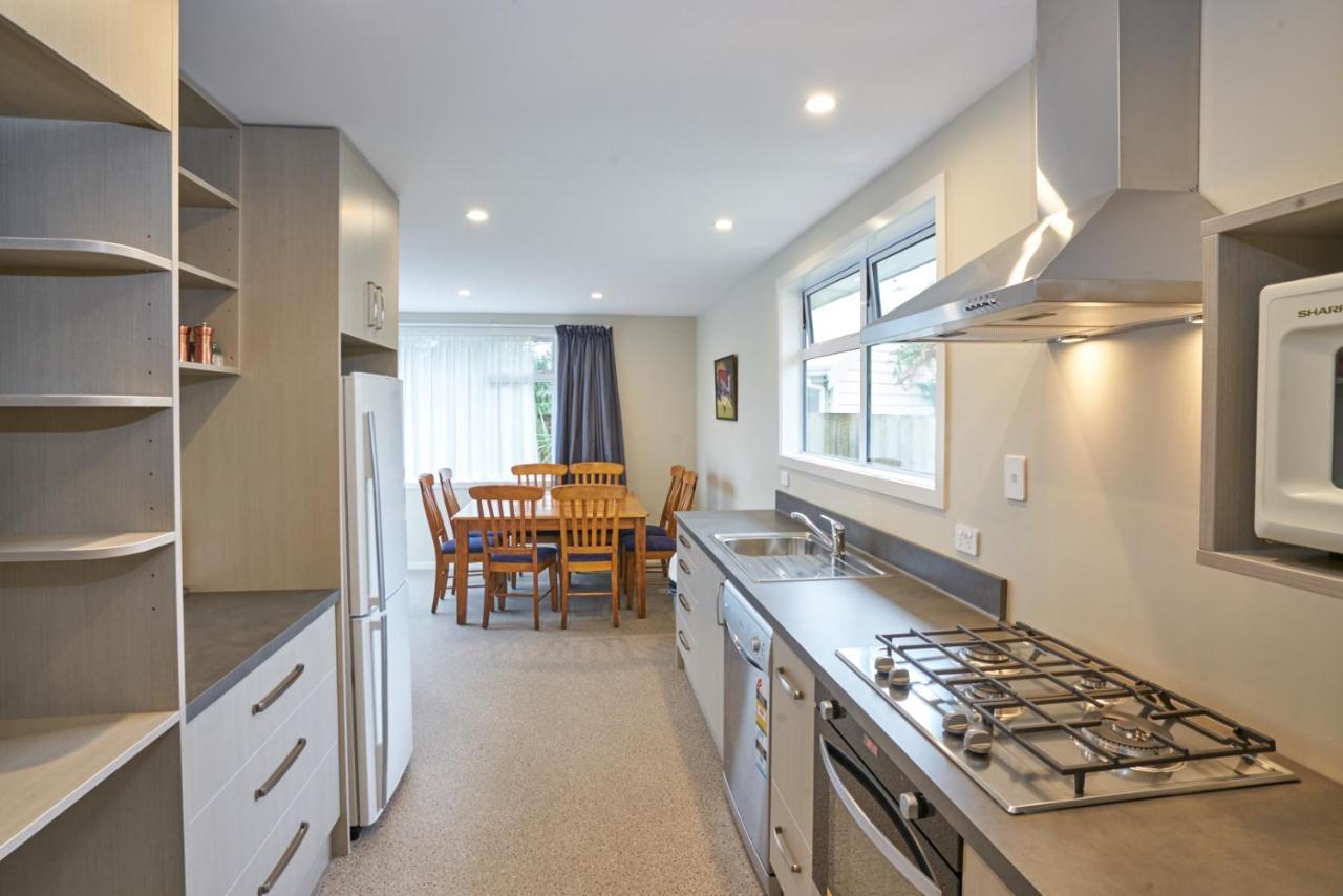 Accommodation Fiordland -The Three Bedroom House At 226A Milford Road Te Anau Exteriör bild