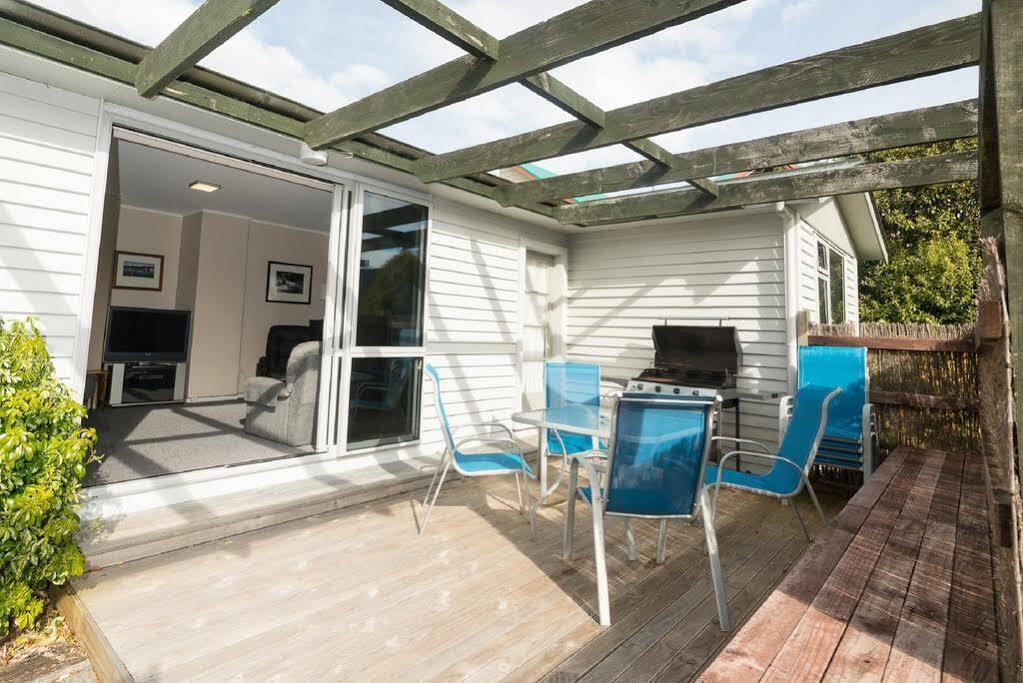 Accommodation Fiordland -The Three Bedroom House At 226A Milford Road Te Anau Exteriör bild